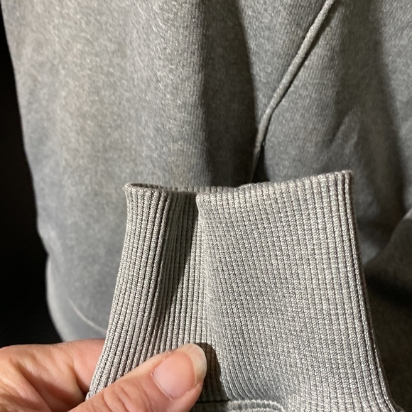 Under Armour women hoodie​​​​ - Picture 3 of 7